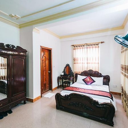 Khách sạn Thành Loan Hoang Nga Exterior foto